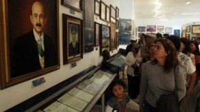 López Obrador pide investigar falta de obras de arte en excasa presidencial