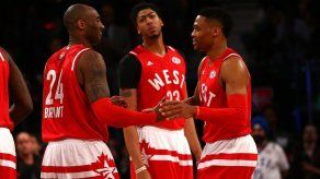 Triunfo y exhibición encestadora del Oeste en despedida a Bryant