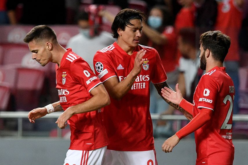 ESCÁNDALO: Benfica golea 3-0 al Barcelona en Champions