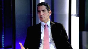 Roux pide que investigación contra Benavides sea frontal y rápida