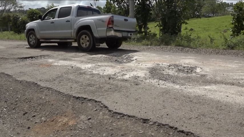 Denuncian mal estado de las vías en Capira.