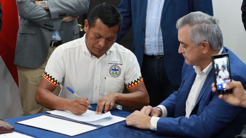 Acuerdo entre MEDUCA y gremios docentes genera dudas