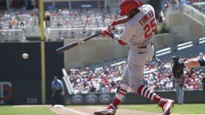 Fowler se embasa 4 veces; Cardenales se imponen a Mellizos