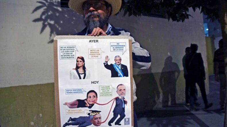 Los internautas responden a Pérez Molina con el mensaje YoNoTengoPresidente