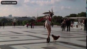 Ató un gallo a su pene y fue a juicio