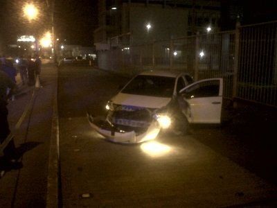 Asesinan a hombre dentro de su vehículo en Tumba Muerto
