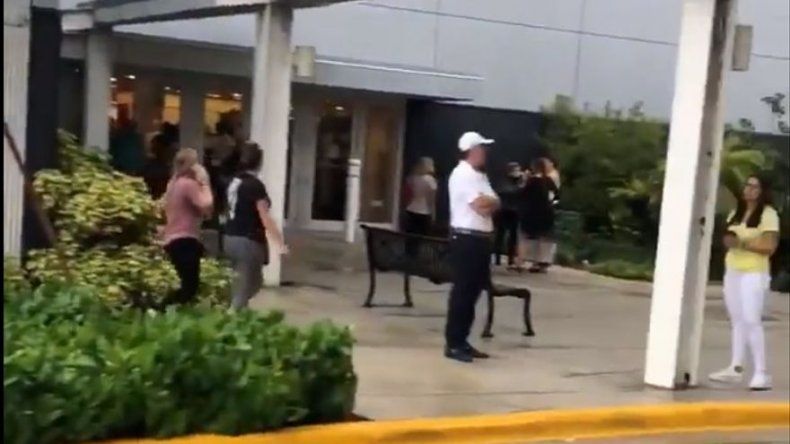 Policía confirma un herido y ningún tirador activo en mall de Florida