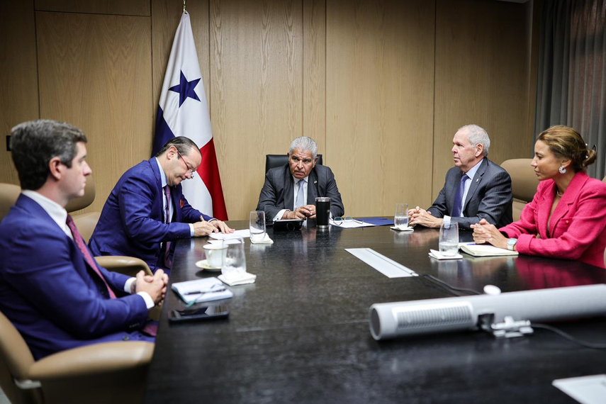 Panamá y Paraguay proponen un diálogo entre presidentes de la región