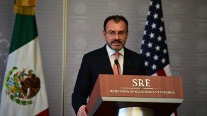 México definirá postura cuando Trump aclare uso de militares en la frontera