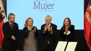 Piñera incluirá la equidad de género en la Constitución chilena
