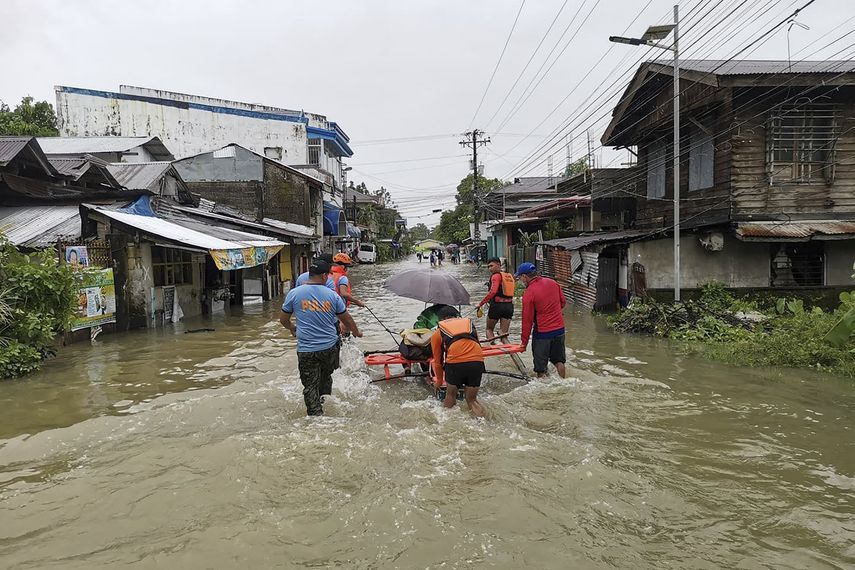La tormenta ocurrió cuatro meses después de que un súper tifón devastó gran parte del país archipiélago.