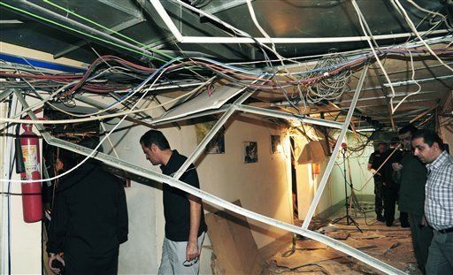 Desertan 4 ministros del gabinete sirio