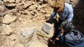 Restauran 11 nichos de época inca en una isla del lado boliviano del Titicaca