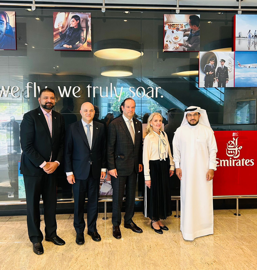 Canciller Javier Martínez - Acha inicia gira oficial en Qatar con reuniones diplomáticas.