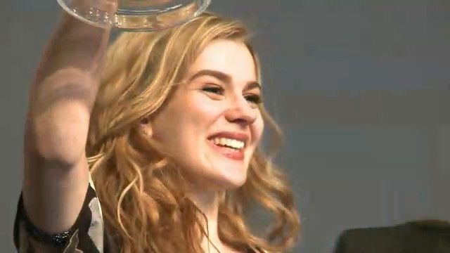 Danesa triunfa en festival de Eurovisión