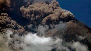 Volcán en Guatemala registra actividad