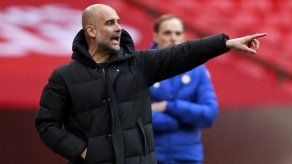 Guardiola: El Manchester City recibirá al Chelsea sin pensar en Champions