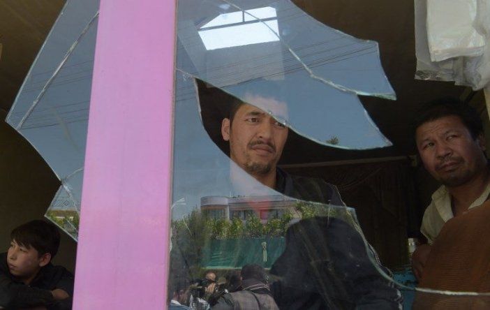 Se elevan a 48 los muertos en atentados contra centro electoral en Kabul