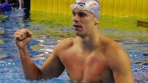 Brasileño Cielo con el mejor tiempo mundial en los 50 m libre