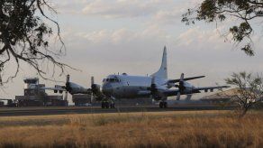 Francia reporta posibles restos de avión perdido