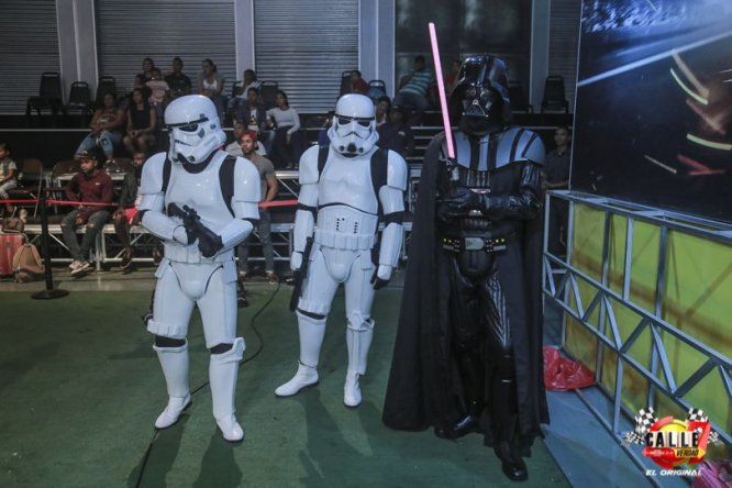 Calle 7 Panamá 4 de Mayo V Tem / El Original  / Happy Star War Day