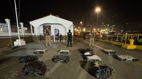 Decomisan 400 paquetes de droga en Bahía de Panamá Decomisan 400 paquetes de droga en Bahía de Panamá