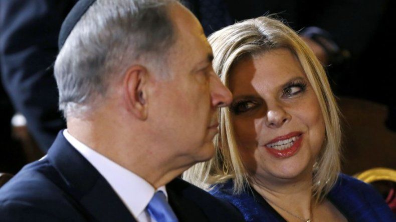 Israel: Exempleado demanda a los Netanyahu