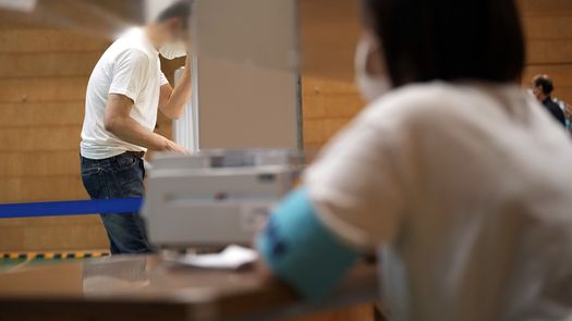 Abe fue baleado el vienes en Nara y evacuado por aire a un hospital, en Japón, pero murió desangrado.