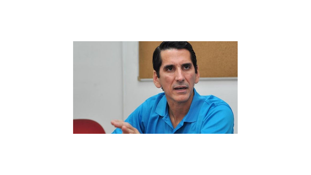 Defensa de Martinelli notifica al TE presidencia temporal de Roux en CD