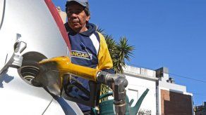 Uruguay se prepara para dos días sin combustible Uruguay se prepara para dos días sin combustible