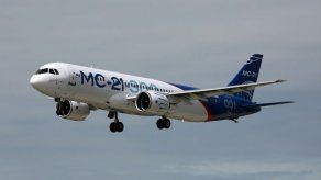 Aplazada la producción del avión ruso MC-21 por las sanciones de EEUU