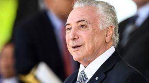 Temer vota y pide a los brasileños que vuelvan a unirse tras las elecciones
