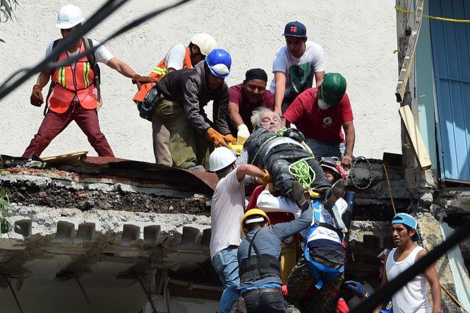 Fuerte sismo de 7.1 remece México