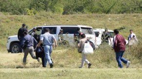 Hallan restos de sacerdote ugandés en fosa de Guerrero
