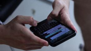 WhatsApp lanza traducción de mensajes para chats