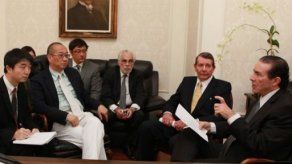 Inversionistas interesados en Panamá se reunieron con Henríquez