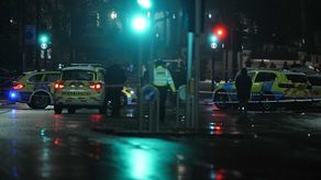 Las autoridades indicaron que “hubo disparos y un hombre sufrió heridas de bala”. El hombre fue declarado muerto en el lugar del tiroteo.