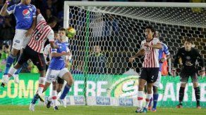 Panameños Amilcar Henríquez y Román Torres a la final en Colombia