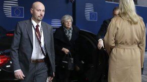 May insiste en que el acuerdo para el Brexit marcha bien