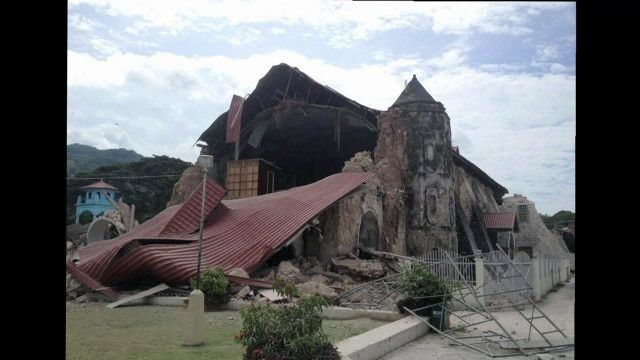 Unas 442.000 familias filipinas afectadas por el terremoto de 7,2 grados