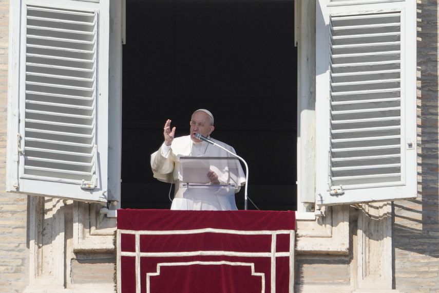 Los elogios del papa ocurrieron luego que el rey Mohammed VI de Marruecos también alabó los esfuerzos por el trabajo incansable de los rescatistas por salvar al niño
