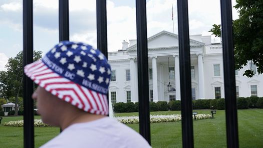 Habrá mascarillas en la Casa Blanca para quienes lo deseen, aunque ponérsela será opcional.