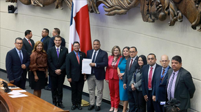 Presentan en la Asamblea el proyecto de ley del nuevo Código Procesal Contencioso Administrativo.