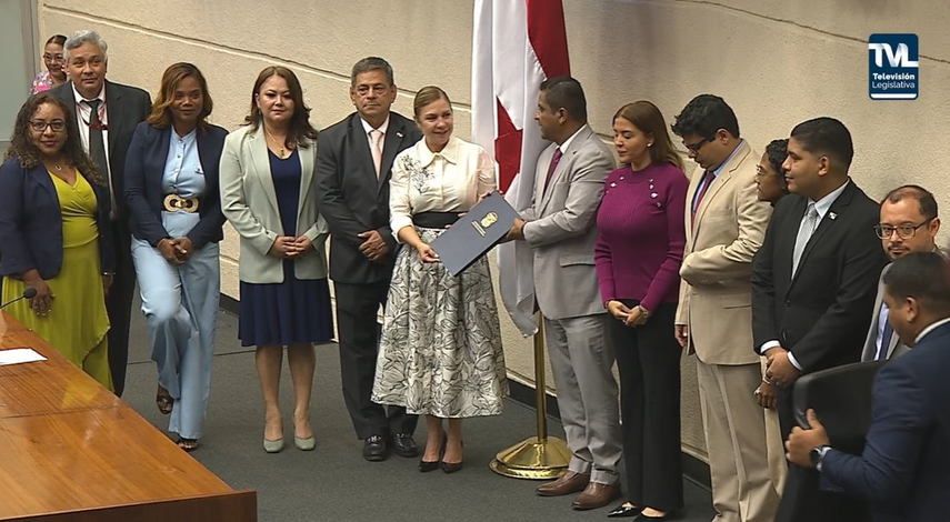 Ministra de Gobierno presenta el nuevo proyecto de ley que subroga la Alerta AMBER.