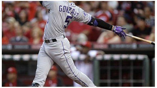 González pega 3 jonrones en triunfo de Rockies