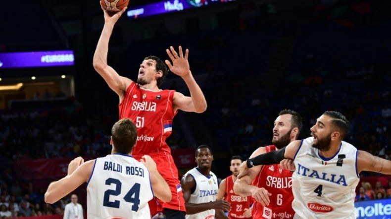 Serbia supera a Italia (83-67) y se enfrentará a Rusia en el Eurobasket