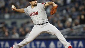 Boston: Eovaldi fuera 6 semanas tras cirugía de codo