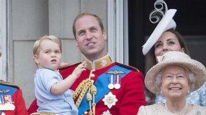 Príncipe Jorge recibirá un cachorrito y un tren por su cumpleaños