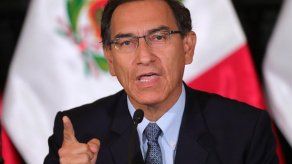Vizcarra: adelanto electoral es la única salida a la crisis política peruana