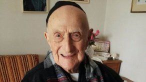 Guinness declara a un sobreviviente del Holocausto como el hombre más viejo del mundo